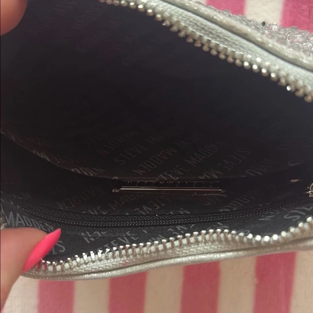Steve Madden Glittering Silver Shoulder Bag - Picture 5 of 5